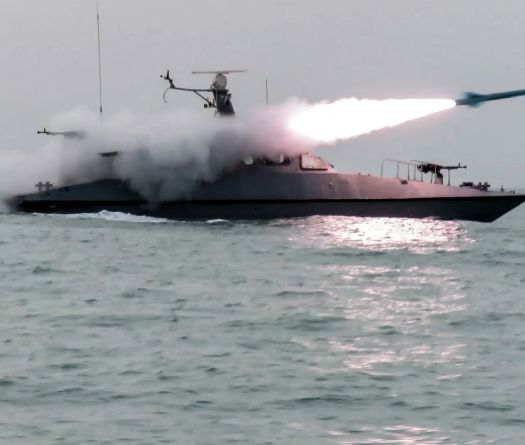 Gardiens de la Révolution: Tout navire s'approchant d'Ormuz sera «pris pour cible»