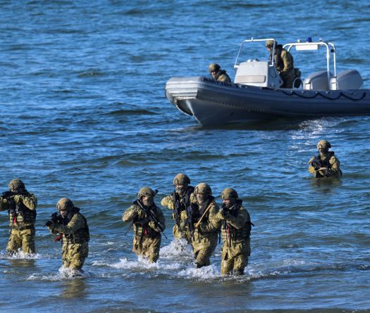 Face à la menace russe, l'OTAN s'entraîne à un débarquement sur la côte Baltique