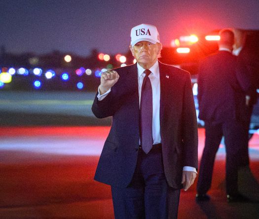 Trump menace l'Iran d'une riposte militaire «sans précédent» en cas de représailles