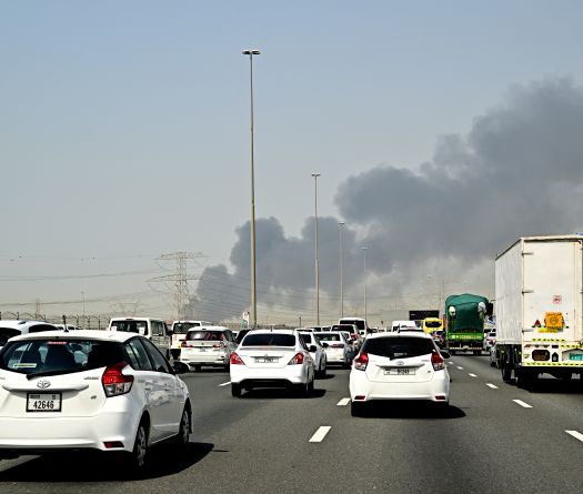 L'Iran menace de viser des entreprises américaines au Moyen-Orient, appelle à évacuer