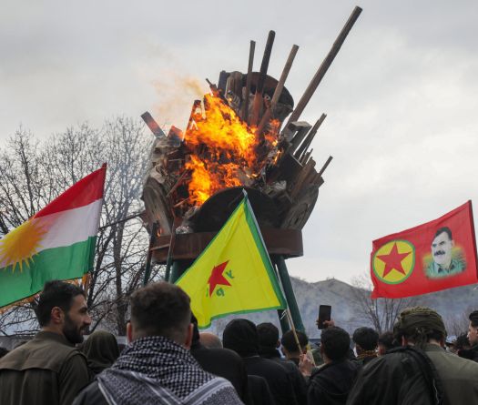 La Turquie adopte une loi historique sur la réintégration des combattants du PKK