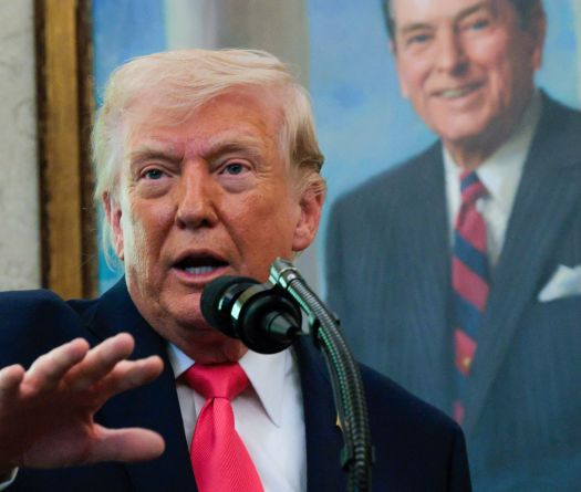 Trump affirme que les États-Unis négocient «en ce moment» avec l'Iran