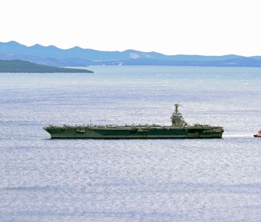 Le porte-avions américain USS Gerald Ford en Croatie pour des opérations de maintenance