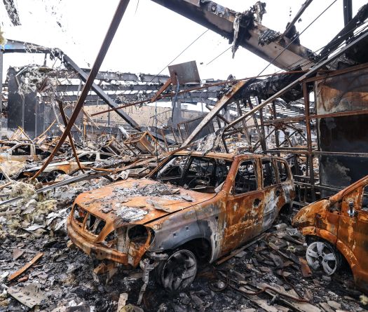 Un aviateur américain qui s'est écrasé en Iran recherché par les deux camps