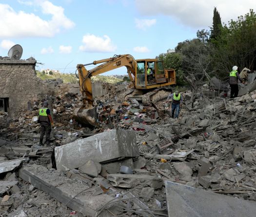 Bint Jbeil encerclée: l’escalade s’intensifie au Liban-Sud