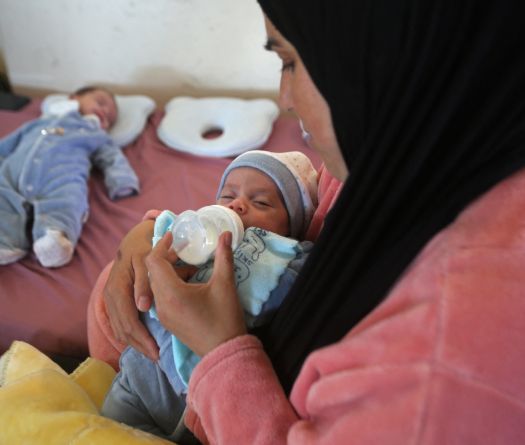 Au Liban, mettre des enfants au monde dans le chaos de la guerre