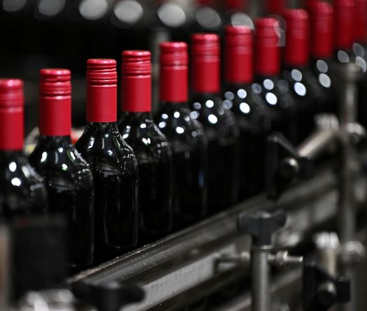 Des États-Unis à la Chine, la consommation mondiale de vin continue de reculer