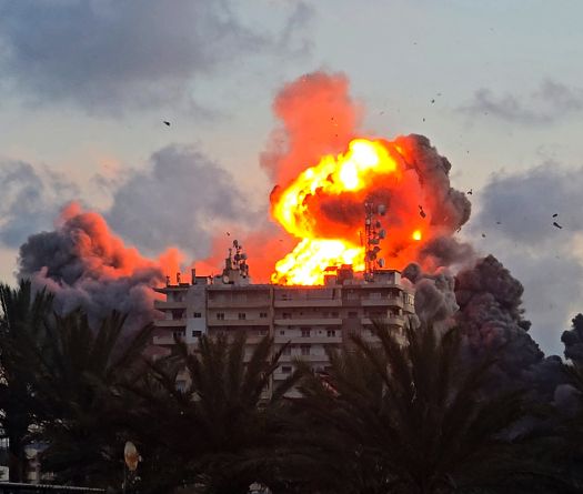 Tyr sous les frappes israéliennes, trois morts à Saïda et nouveaux avertissements