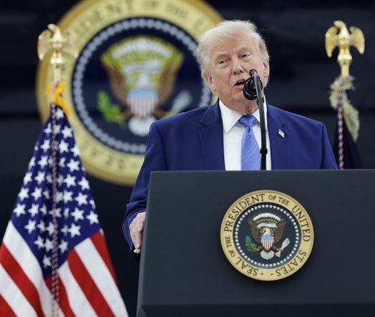 Trump met la pression sur l’Iran et évoque la Syrie face au Hezbollah