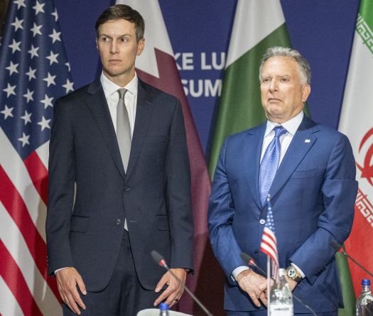 Witkoff et Kushner à Doha pour des discussions régionales, sans rencontre directe avec Téhéran