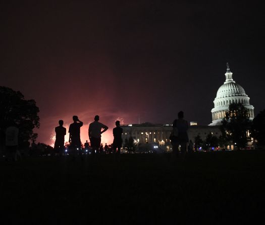 Les États-Unis fêtent leurs 250 ans, Trump les dépeint en «chef-d'œuvre»