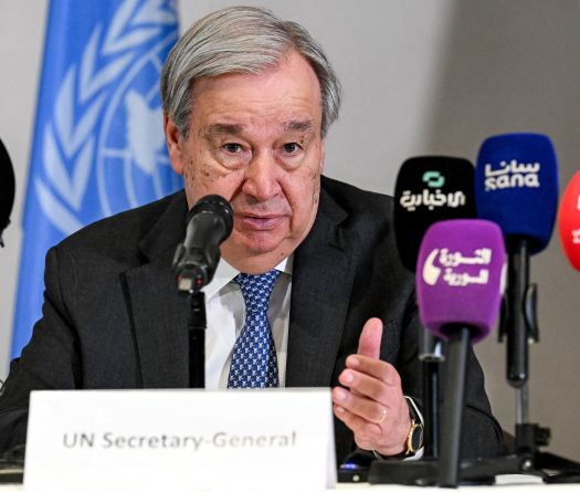 Le chef de l'ONU appelle à lever «immédiatement» toutes les sanctions contre la Syrie
