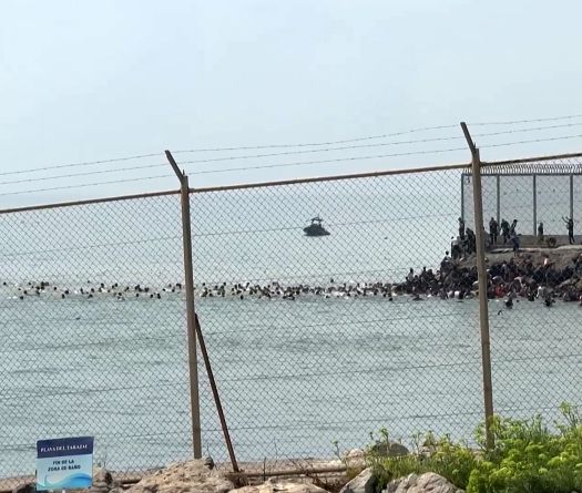 Au moins 72 migrants morts en voulant gagner l'enclave de Ceuta
