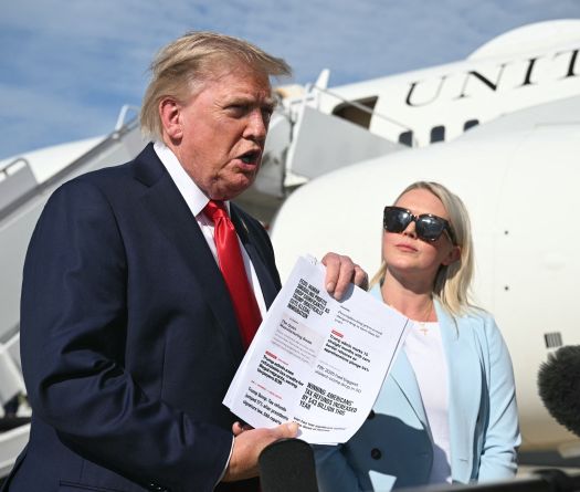 La porte-parole sortante de la Maison Blanche rejoint un comité politique pro-Trump