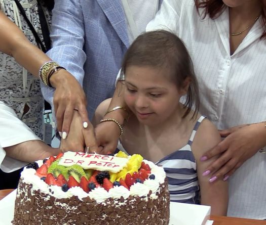 Cancer: Tala fait sonner la cloche de la guérison