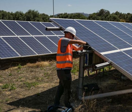 La Grèce face au défi du surplus d’énergie solaire
