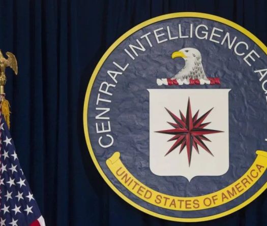 Le directeur de la CIA compare l'IA de pointe à des «armes nucléaires numériques»