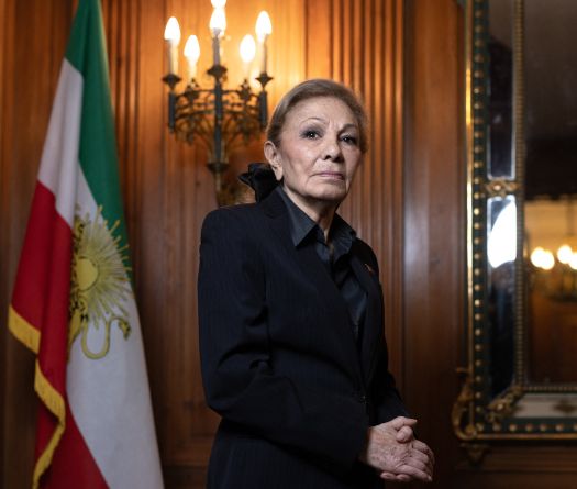 Iran&nbsp;: après la contestation, «plus de retour en arrière» possible, dit la veuve de l’ex-chah 