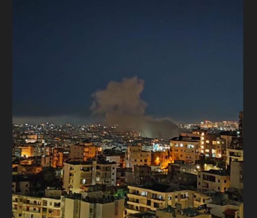 Beyrouth sous les frappes, le Hezbollah appelle à évacuer le nord d’Israël