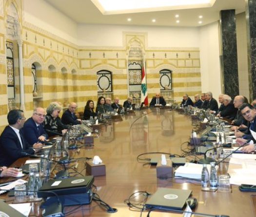 Le gouvernement interdit les armes de groupes non-étatiques à Beyrouth