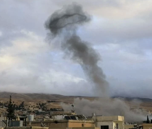 Frappes israéliennes sur des positions du Hezbollah à la frontière syro-libanaise