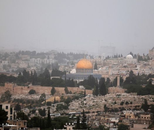 Netanyahou met en garde contre le risque d'une propagation des incendies à Jérusalem