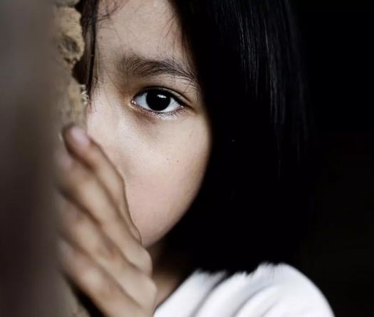 La pédopornographie, symptôme d’une société en crise