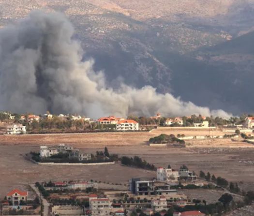 La voie d'accès à Deir Mimas bloquée par des bulldozers israéliens 