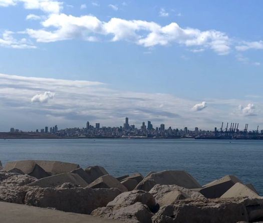 Moyen-Orient en feu: les Libanais découvrent un calme rare