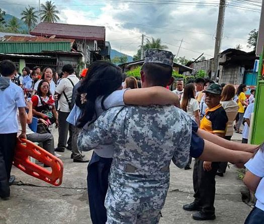Séisme aux Philippines: au moins trois morts et de nombreux bâtiments effondrés