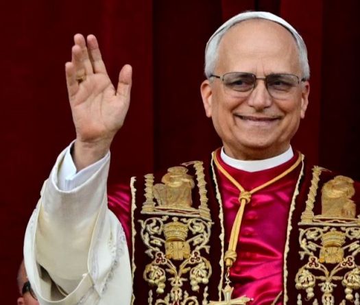 Le pape Léon XIV célèbre sa première messe et appelle à l’unité
