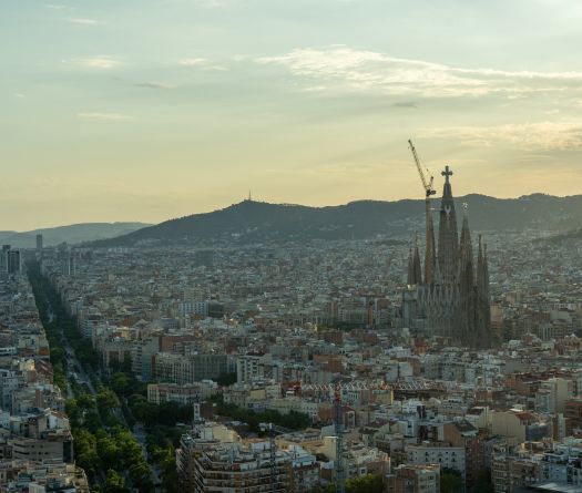 Le pape Léon XIV est arrivé à Barcelone, à la veille d'une messe à la Sagrada Familia