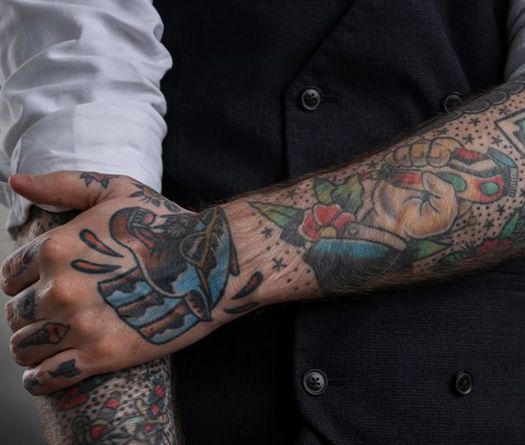 Le tatouage, entre cri silencieux et œuvre assumée