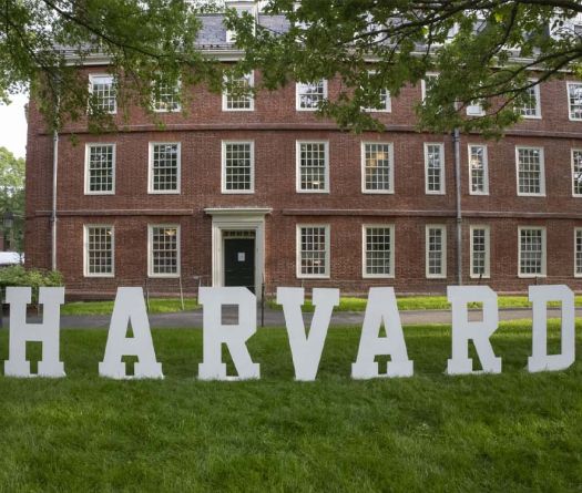Trump contre Harvard: des mesures qui redéfinissent le paysage universitaire américain
