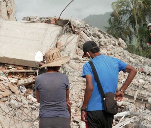 Venezuela: les recherches sous les décombres