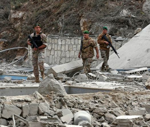 Comment le Hezbollah rebâtit son arsenal... Malgré 669 frappes israéliennes