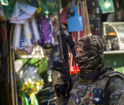 Favela de Rio: réveil sous les tirs
