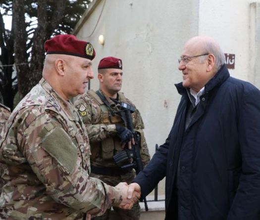 Mikati et J.Aoun à Marjayoun pour inspecter la situation de l'armée à la frontière