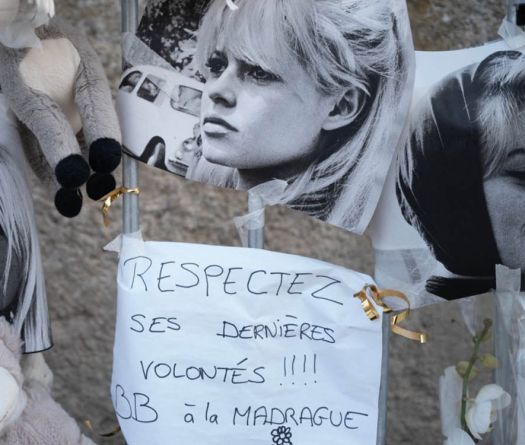Brigitte Bardot: Saint-Tropez rend hommage à l’icône du cinéma