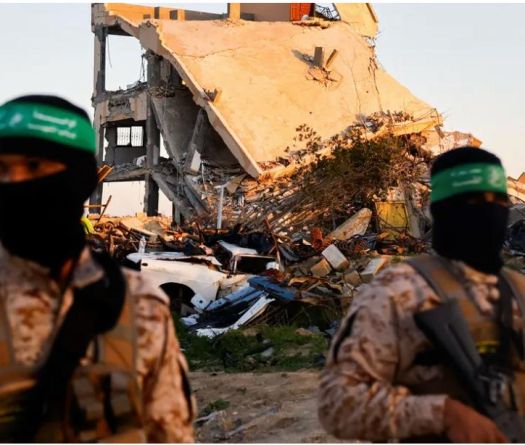 Les défis de l'accord sur le désarmement du Hamas et un retrait israélien de Gaza
