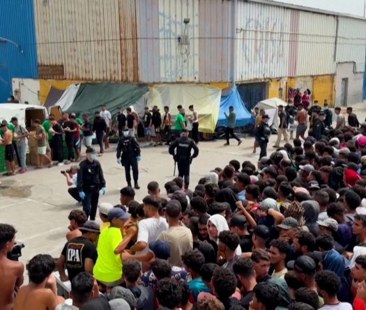 Ceuta: migrants et habitants face à une crise qui s’enlise