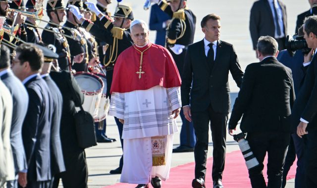 Le pape Léon XIV est arrivé en France