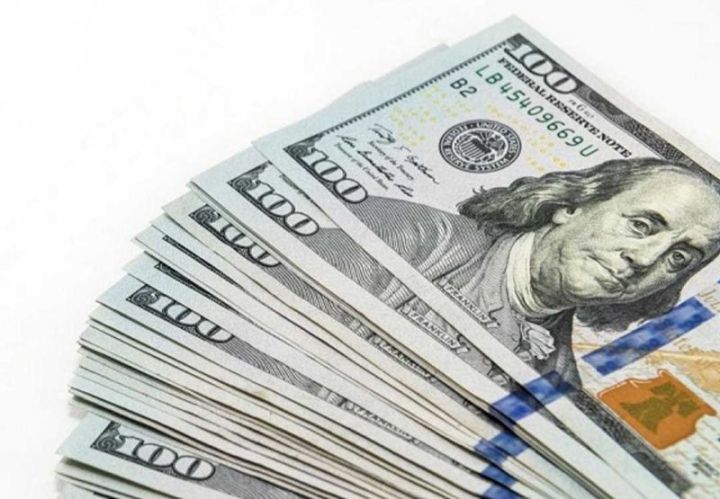 Le dollar soutenu par les attentes croissantes de hausse de taux aux États-Unis