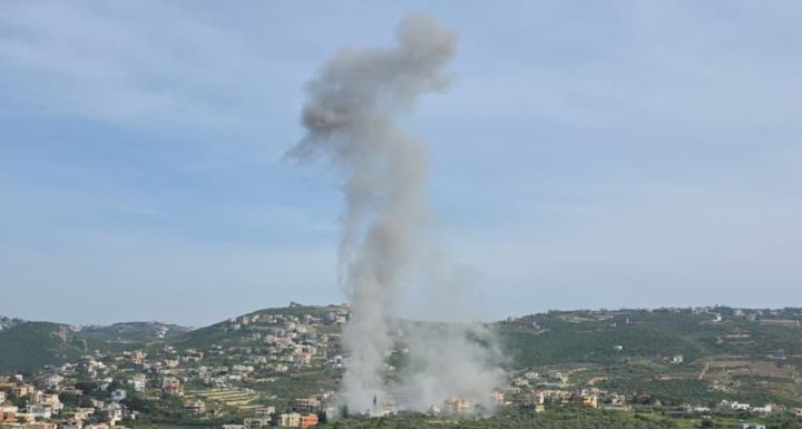 South: Israeli army strikes Deir Amis locality after evacuation call