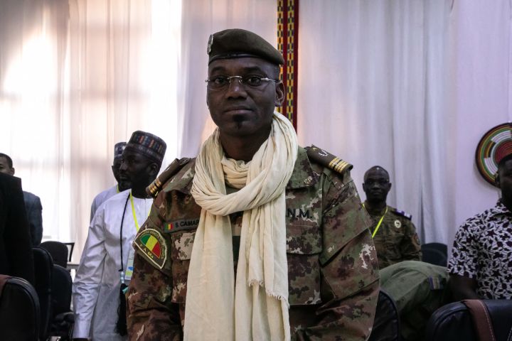 Mali: le ministre de la Défense tué dans lattaque de samedi contre sa résidence
