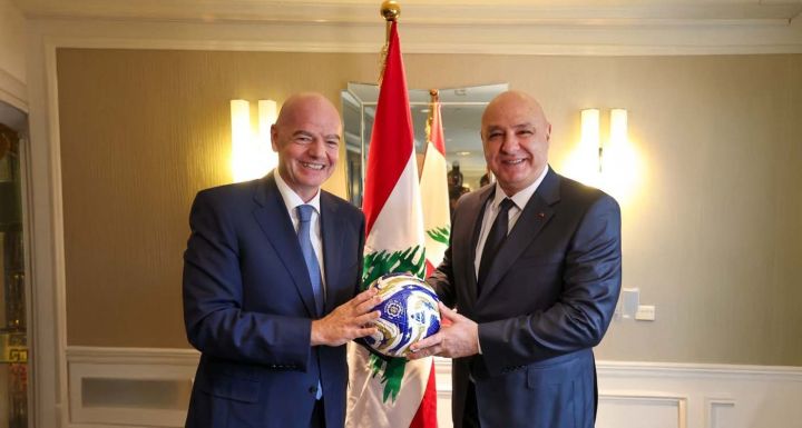 Gianni Infantino réélu président de la FIFA jusqu'en 2027