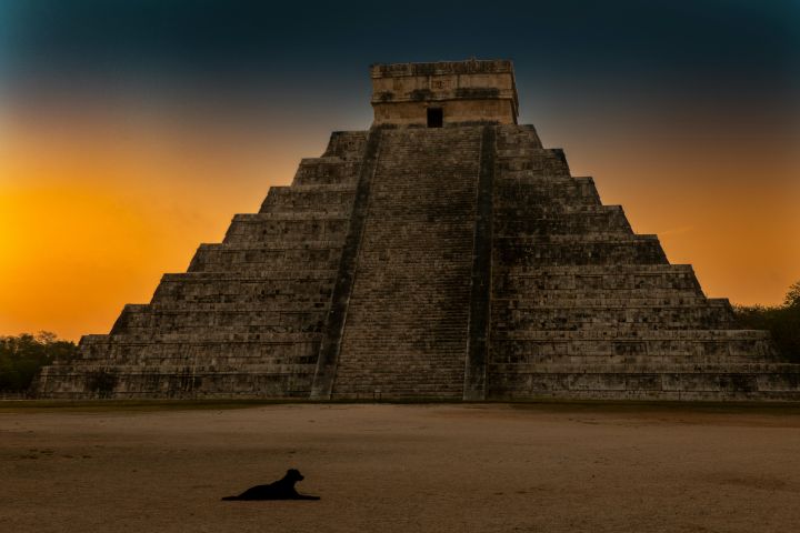 Στο Chichén Itzá, το λίκνο του ποδοσφαίρου των Μάγια, το Παγκόσμιο Κύπελλο προωθεί ένα προγονικό άθλημα