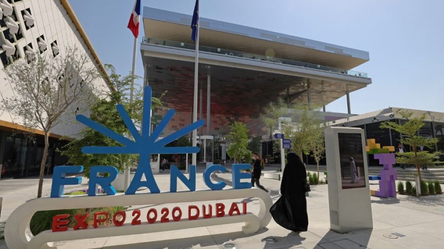 Macron entame à Dubaï sa tournée dans le Golfe