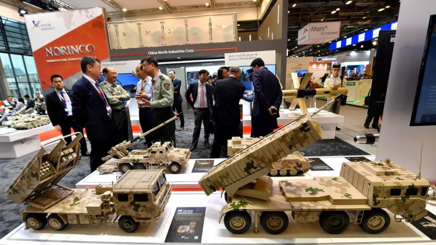 Contre Covid et crise, les géants de l'armement font des ventes record