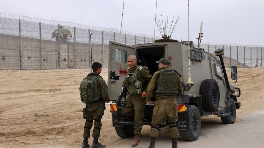 Israël achève la construction «d’un mur de fer» le séparant de Gaza